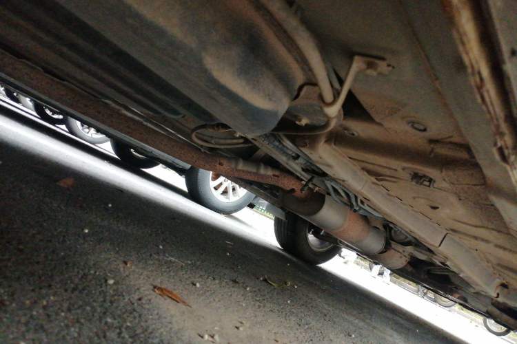 Used Dongfeng Fengon 580 2018 1.8L Manual Comfort Model Chassis Rear Right