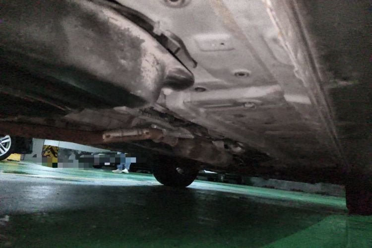 Used Dongfeng Fengon 580 2018 1.5T Manual Luxury Model Chassis Rear Right