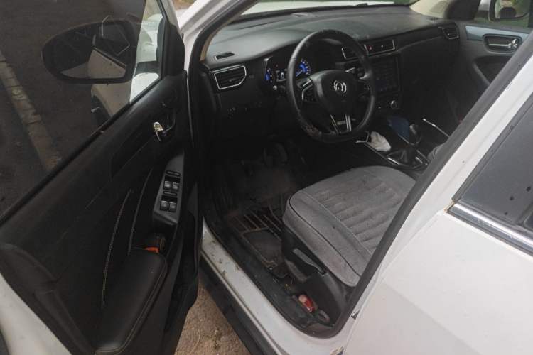 Used Dongfeng Fengon 580 2018 1.8L Manual Comfort Model Driver Seat