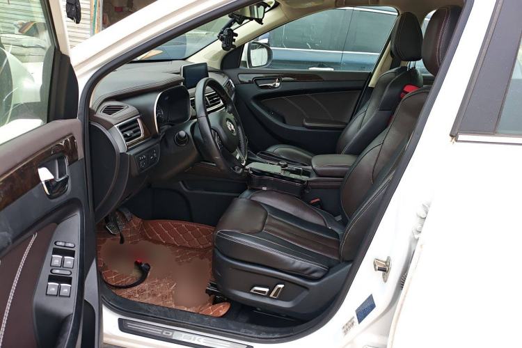 Used Dongfeng Fengon 580 2018 1.5T CVT Smart Connectivity Version Driver Seat