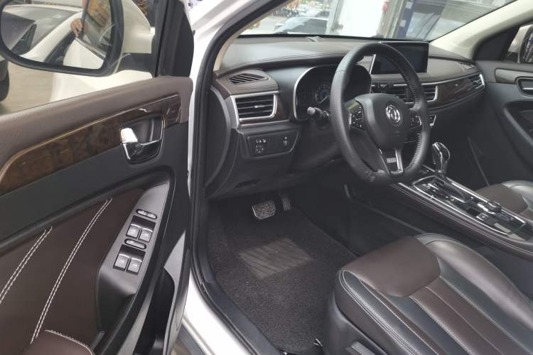 Used Dongfeng Fengon 580 2018 1.5T CVT Luxury Model Driver Seat