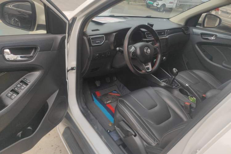 Used Dongfeng Fengon 580 2018 1.8L Manual Comfort Model Driver Seat