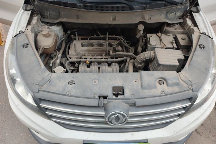 Used Dongfeng Fengon 580 2018 1.8L Manual Comfort Model Engine Bay