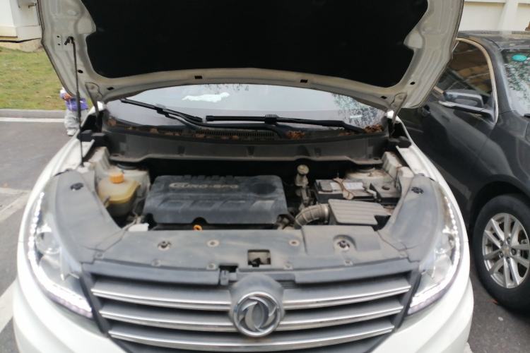 Used Dongfeng Fengon 580 2018 1.8L Manual Comfort Model Engine Bay