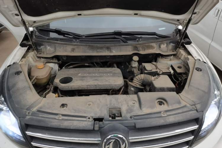 Used Dongfeng Fengon 580 2018 1.5T CVT Luxury Model Engine Bay