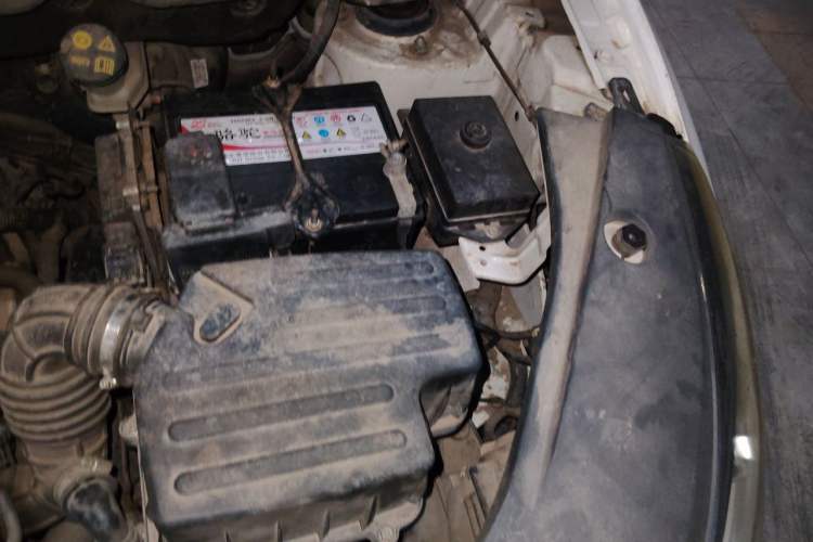 Used Dongfeng Fengon 580 2018 1.5T CVT Luxury Model Engine Bay Left