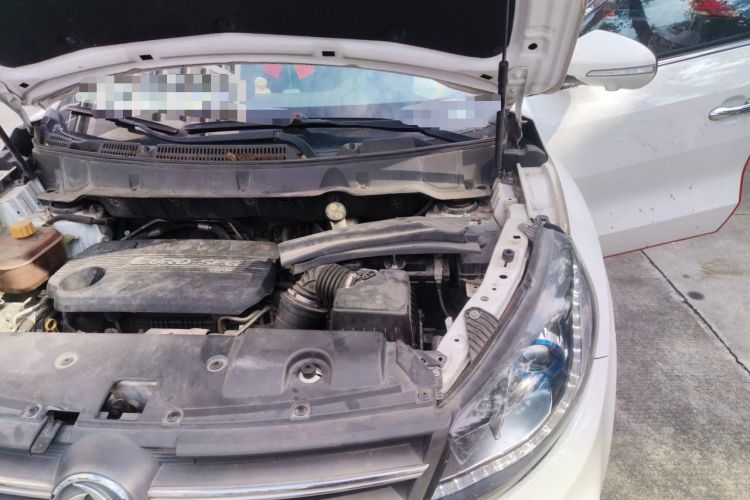 Used Dongfeng Fengon 580 2018 1.5T CVT ZhiShang Version Engine Bay Left