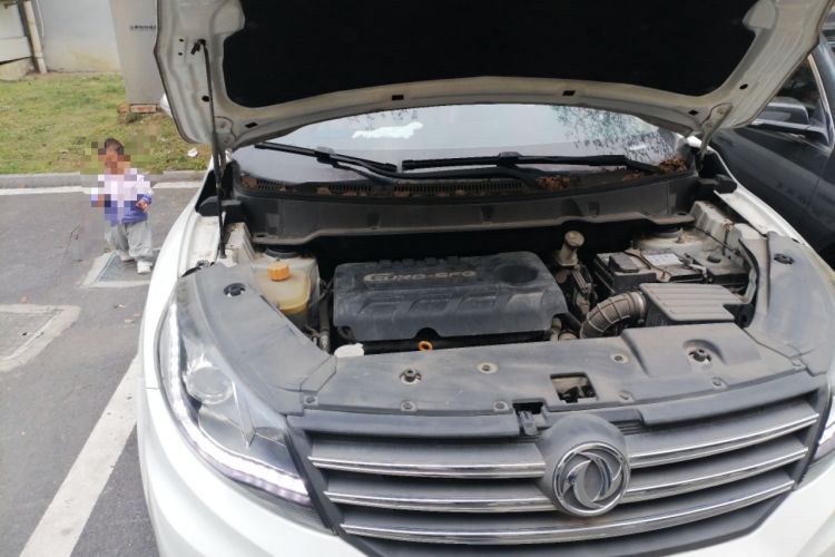 Used Dongfeng Fengon 580 2018 1.8L Manual Comfort Model Engine Bay Right
