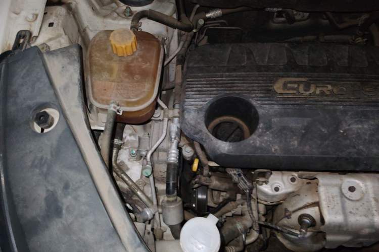 Used Dongfeng Fengon 580 2018 1.5T CVT Luxury Model Engine Bay Right