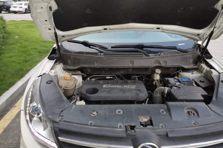 Used Dongfeng Fengon 580 2018 1.5T CVT Luxury Model Engine Bay Right