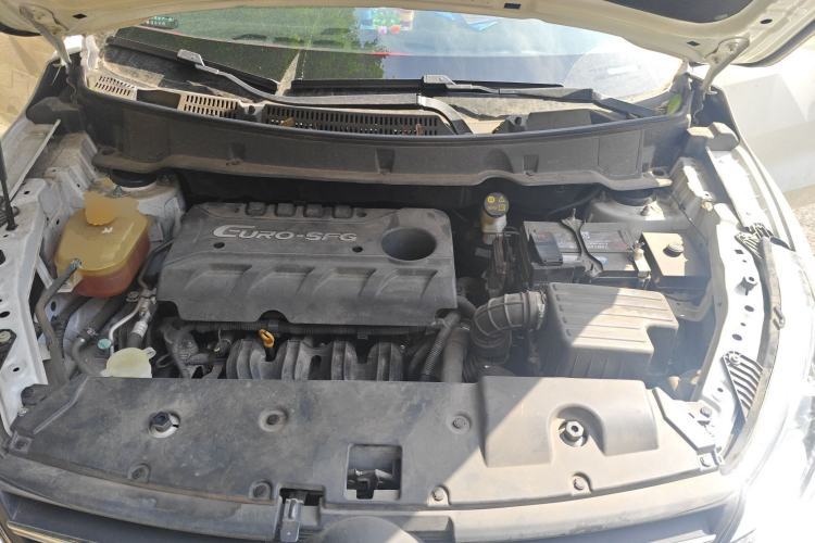 Used Dongfeng Fengon 580 2018 1.8L Manual Comfort Model Engine Bay