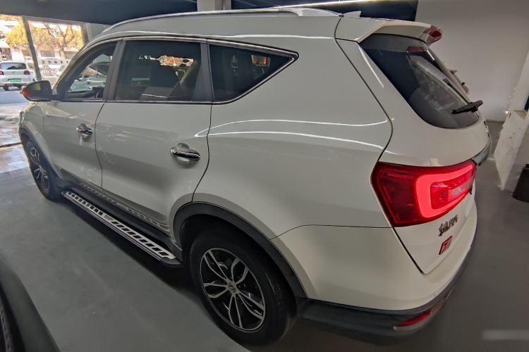 Used Dongfeng Fengon 580 2018 1.5T CVT Luxury Model Exterior 3