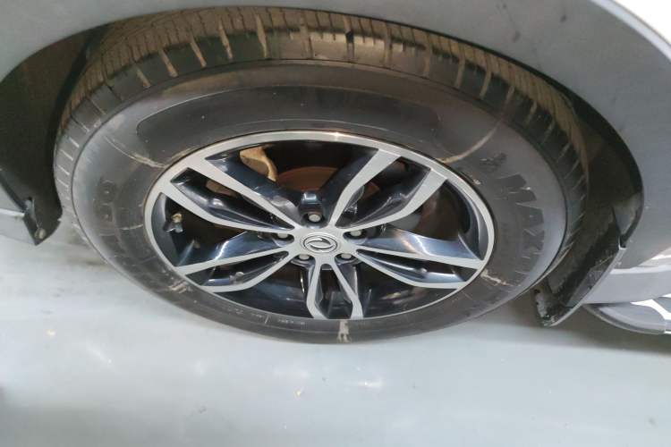 Used Dongfeng Fengon 580 2018 1.5T CVT Luxury Model Exterior 7