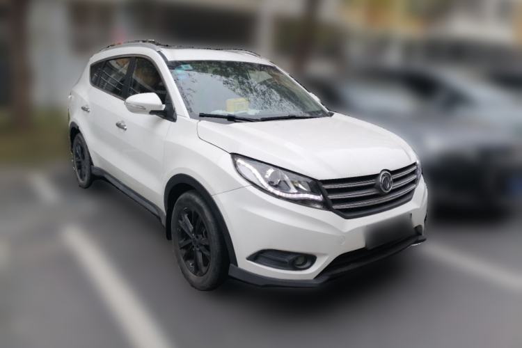 Used Dongfeng Fengon 580 2018 1.8L Manual Comfort Model Front Right 45 Deg