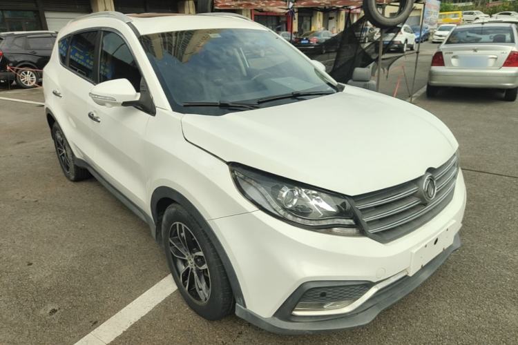 Used Dongfeng Fengon 580 2018 1.5T CVT Luxury Model Front Right 45 Deg