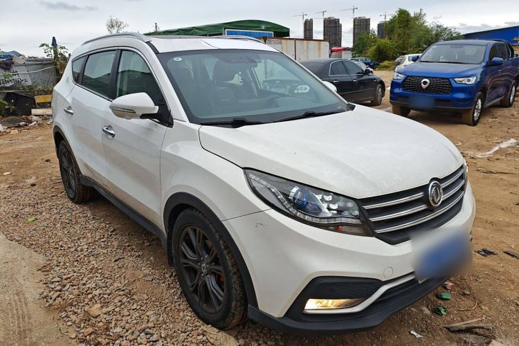 Used Dongfeng Fengon 580 2018 1.5T CVT Smart Connectivity Version Front Right 45 Deg