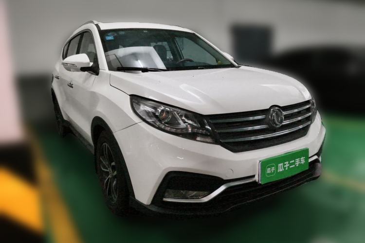 Used Dongfeng Fengon 580 2018 1.5T Manual Luxury Model Front Right 45 Deg