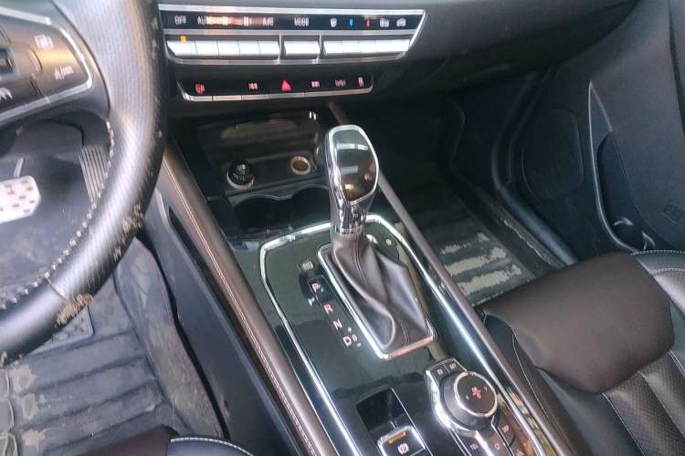 Used Dongfeng Fengon 580 2018 1.5T CVT Luxury Model Gear Lever