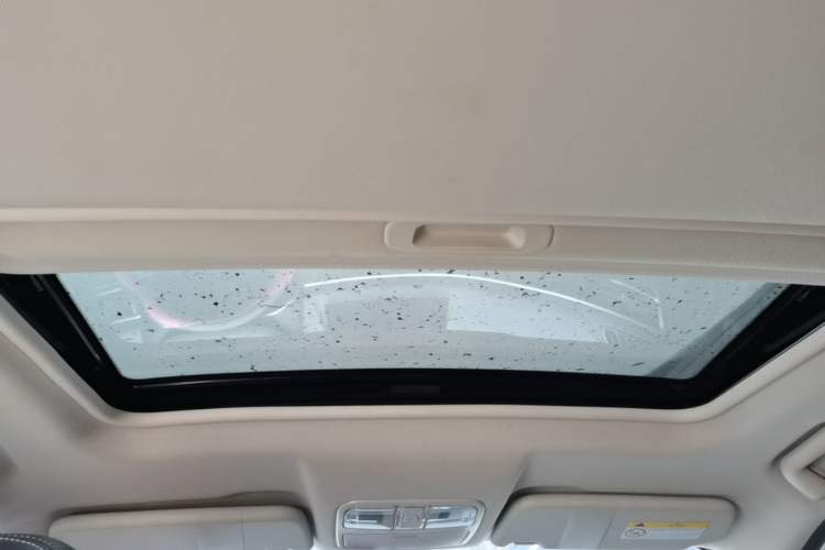 Used Dongfeng Fengon 580 2018 1.5T CVT Luxury Model Headliner
