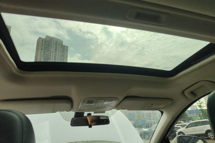 Used Dongfeng Fengon 580 2018 1.5T CVT Luxury Model Headliner