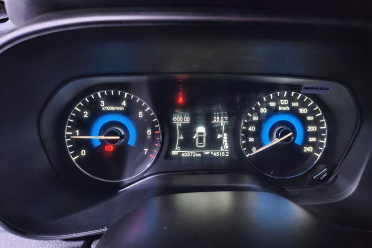 Used Dongfeng Fengon 580 2018 1.5T Manual Luxury Model Instrument Cluster