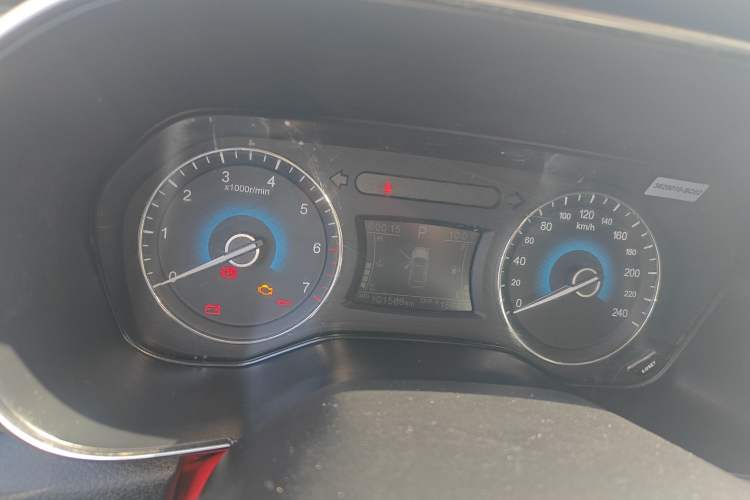 Used Dongfeng Fengon 580 2018 1.5T CVT Smart Connectivity Version Instrument Cluster