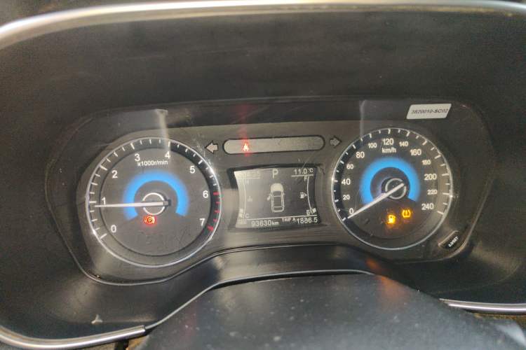 Used Dongfeng Fengon 580 2018 Revised Version 1.5T CVT Luxury Edition Instrument Cluster