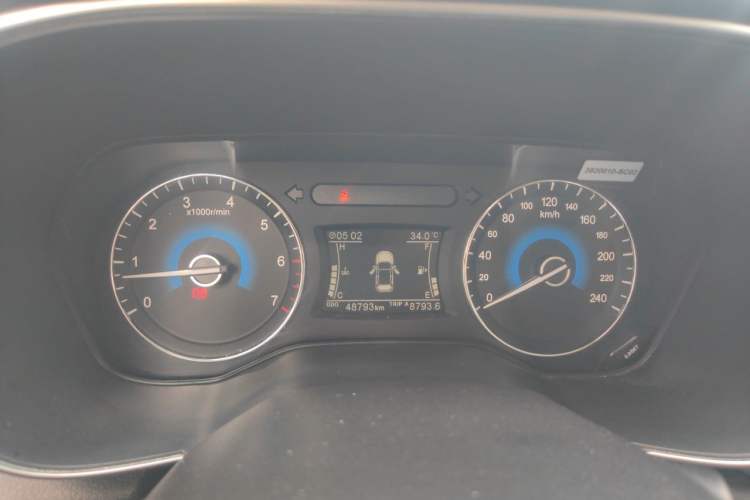 Used Dongfeng Fengon 580 2018 1.5T Manual Luxury Model Instrument Cluster