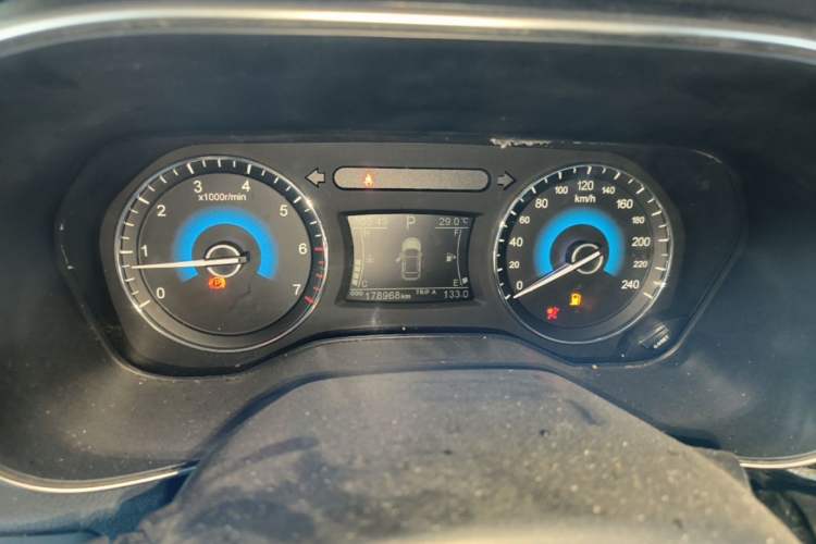 Used Dongfeng Fengon 580 2018 1.5T CVT Luxury Model Instrument Cluster