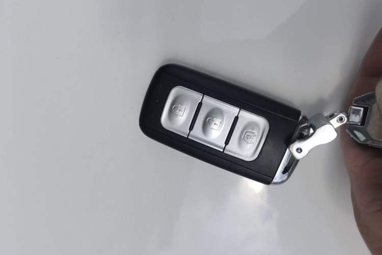 Used Dongfeng Fengon 580 2018 1.5T CVT Luxury Model Interior 1