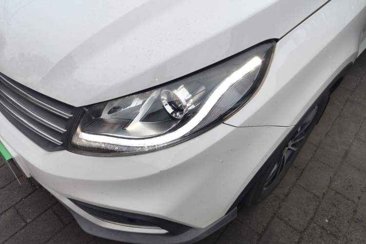 Used Dongfeng Fengon 580 2018 Revised Version 1.5T CVT Luxury Edition Left Front Headlight
