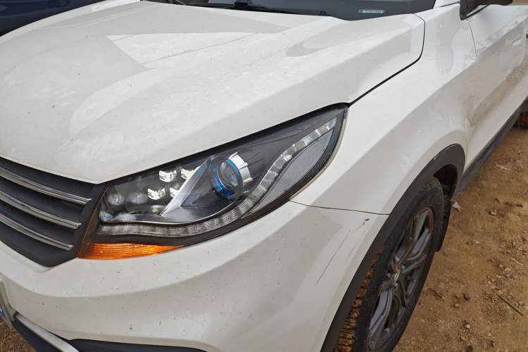 Used Dongfeng Fengon 580 2018 1.5T CVT Smart Connectivity Version Left Front Headlight