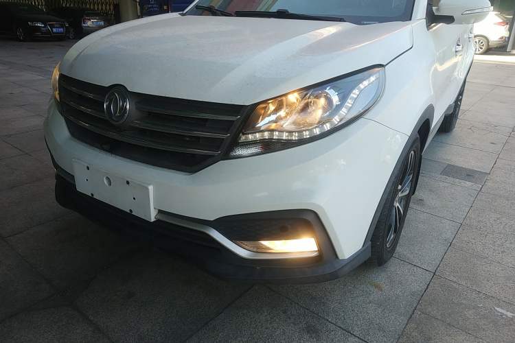 Used Dongfeng Fengon 580 2018 1.5T CVT Luxury Model Left Front Headlight