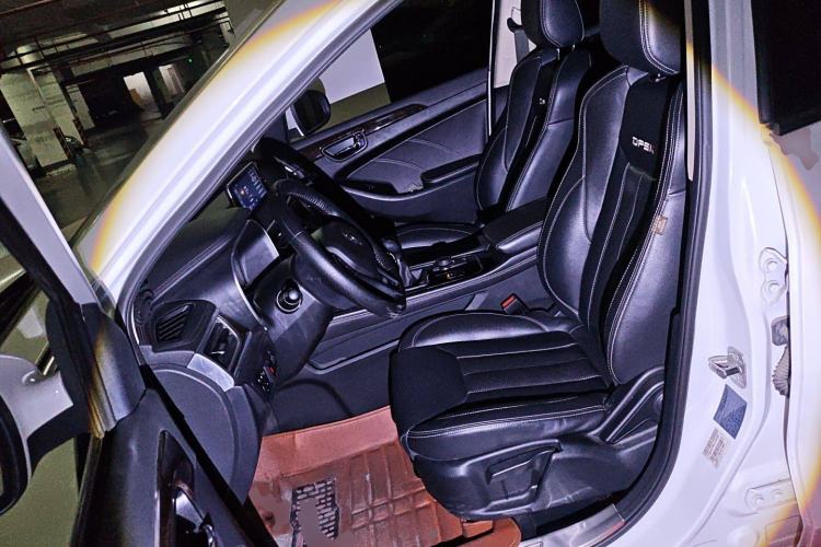 Used Dongfeng Fengon 580 2018 1.5T Manual Luxury Model Left Front Seat