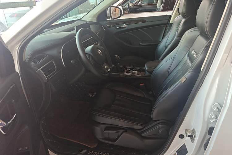 Used Dongfeng Fengon 580 2018 1.5T Manual Luxury Model Left Front Seat