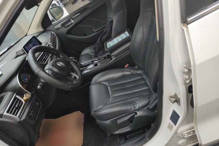 Used Dongfeng Fengon 580 2018 Revised Version 1.5T CVT Luxury Edition Left Front Seat