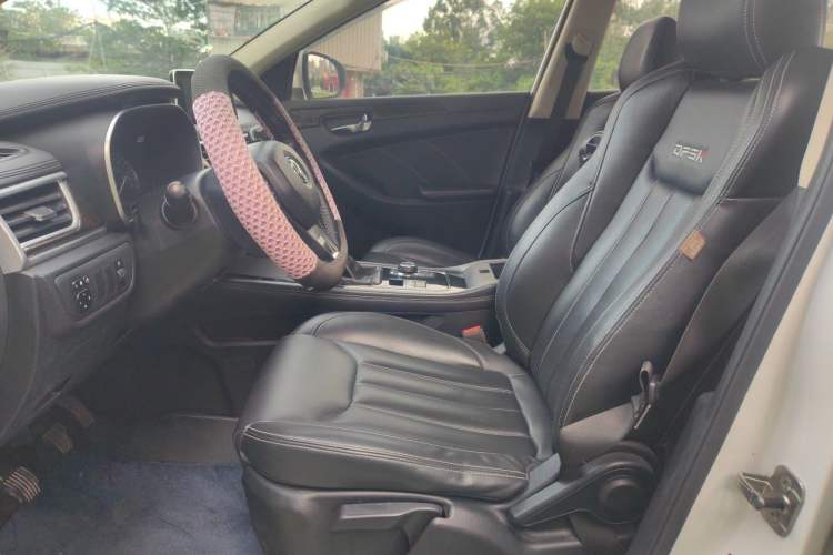 Used Dongfeng Fengon 580 2018 1.5T Manual Luxury Model Left Front Seat
