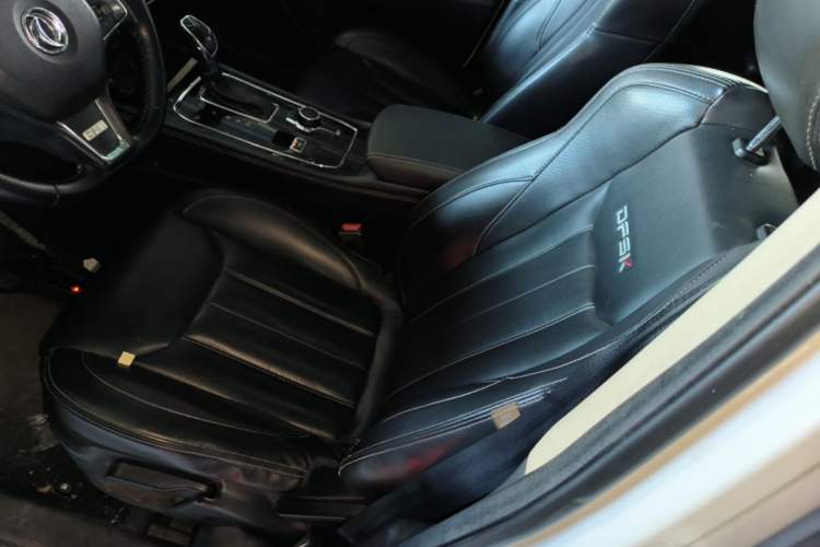 Used Dongfeng Fengon 580 2018 1.5T CVT Luxury Model Left Front Seat