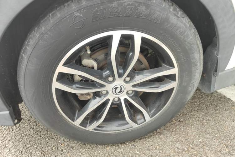 Used Dongfeng Fengon 580 2018 1.5T CVT Luxury Model Left Front Wheel Hub