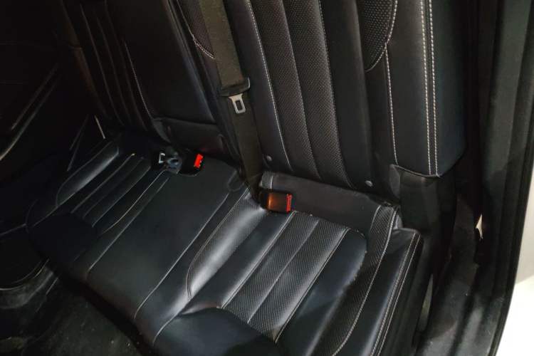 Used Dongfeng Fengon 580 2018 1.5T CVT Luxury Model Left Rear Seat