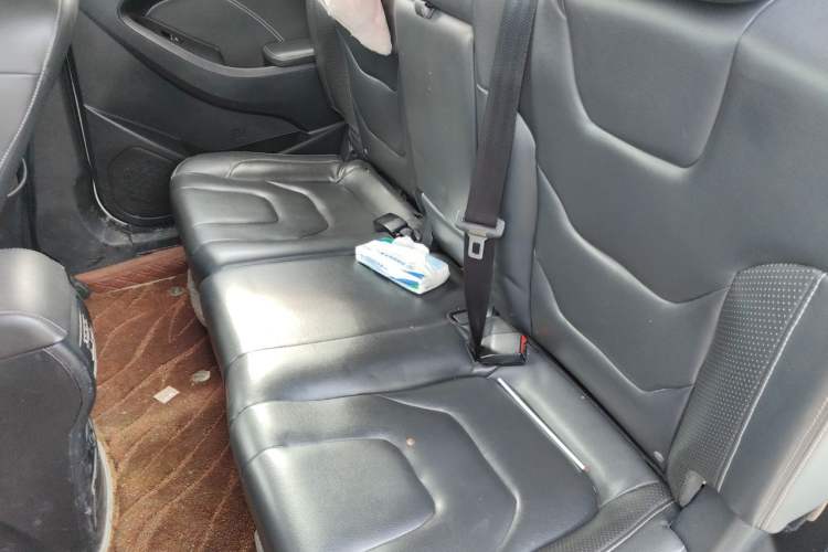 Used Dongfeng Fengon 580 2018 1.8L Manual Comfort Model Left Rear Seat