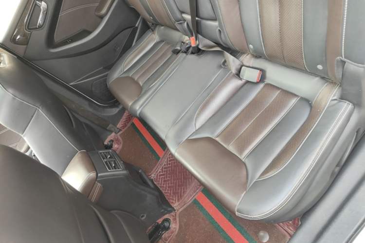 Used Dongfeng Fengon 580 2018 1.5T CVT Luxury Model Left Rear Seat