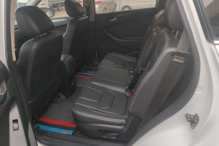 Used Dongfeng Fengon 580 2018 1.8L Manual Comfort Model Left Rear Seat