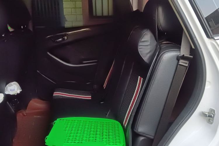Used Dongfeng Fengon 580 2018 1.5T Manual Smart Edition Left Rear Seat