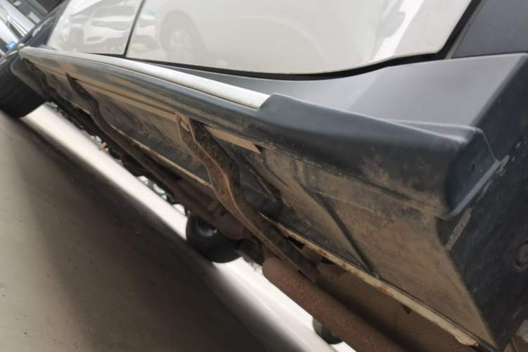 Used Dongfeng Fengon 580 2018 1.5T CVT Luxury Model Left Side Sill