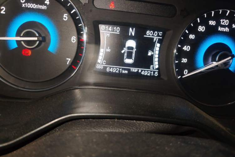 Used Dongfeng Fengon 580 2018 1.5T CVT Luxury Model Odometer Close Up
