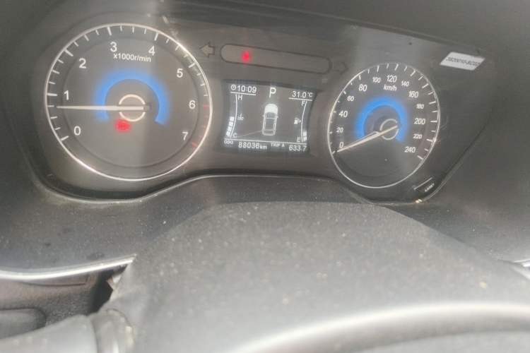 Used Dongfeng Fengon 580 2018 1.5T CVT ZhiShang Version Odometer Close Up
