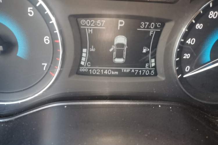 Used Dongfeng Fengon 580 2018 1.5T CVT Luxury Model Odometer Close Up