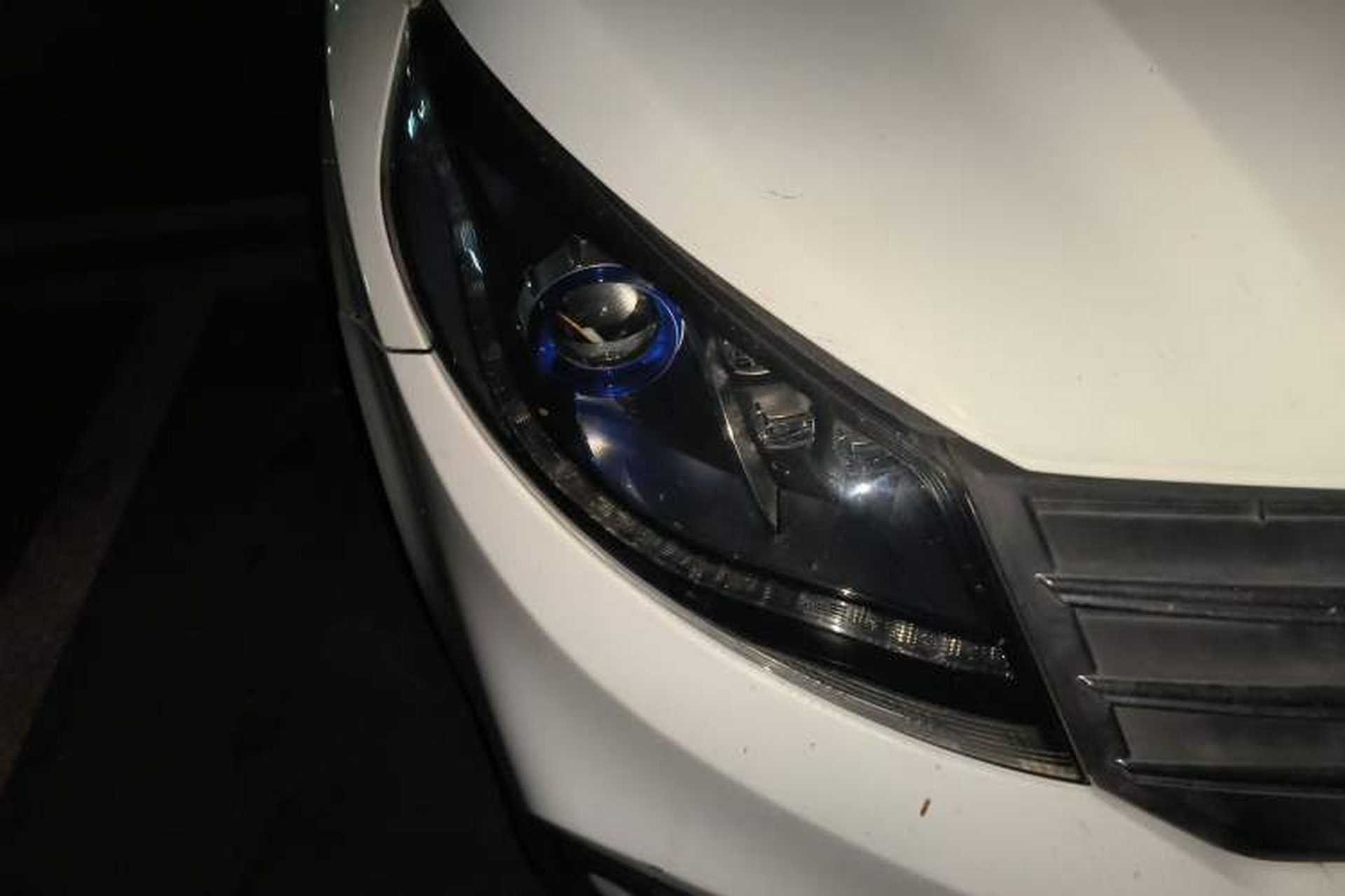 Used Dongfeng Fengon 580 2018 1.5T CVT ZhiShang Version Right Front Headlight