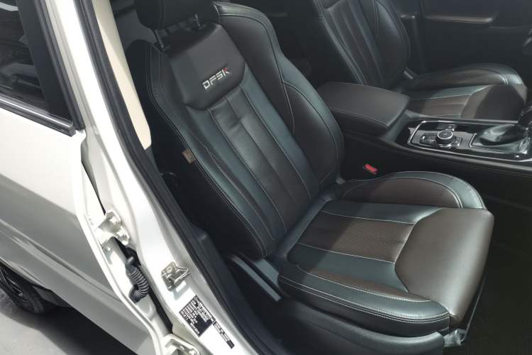 Used Dongfeng Fengon 580 2018 1.5T CVT Luxury Model Right Front Seat